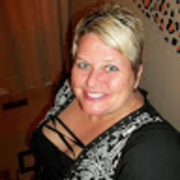 Meet your Posher, Marlene - Picture 1 of 1